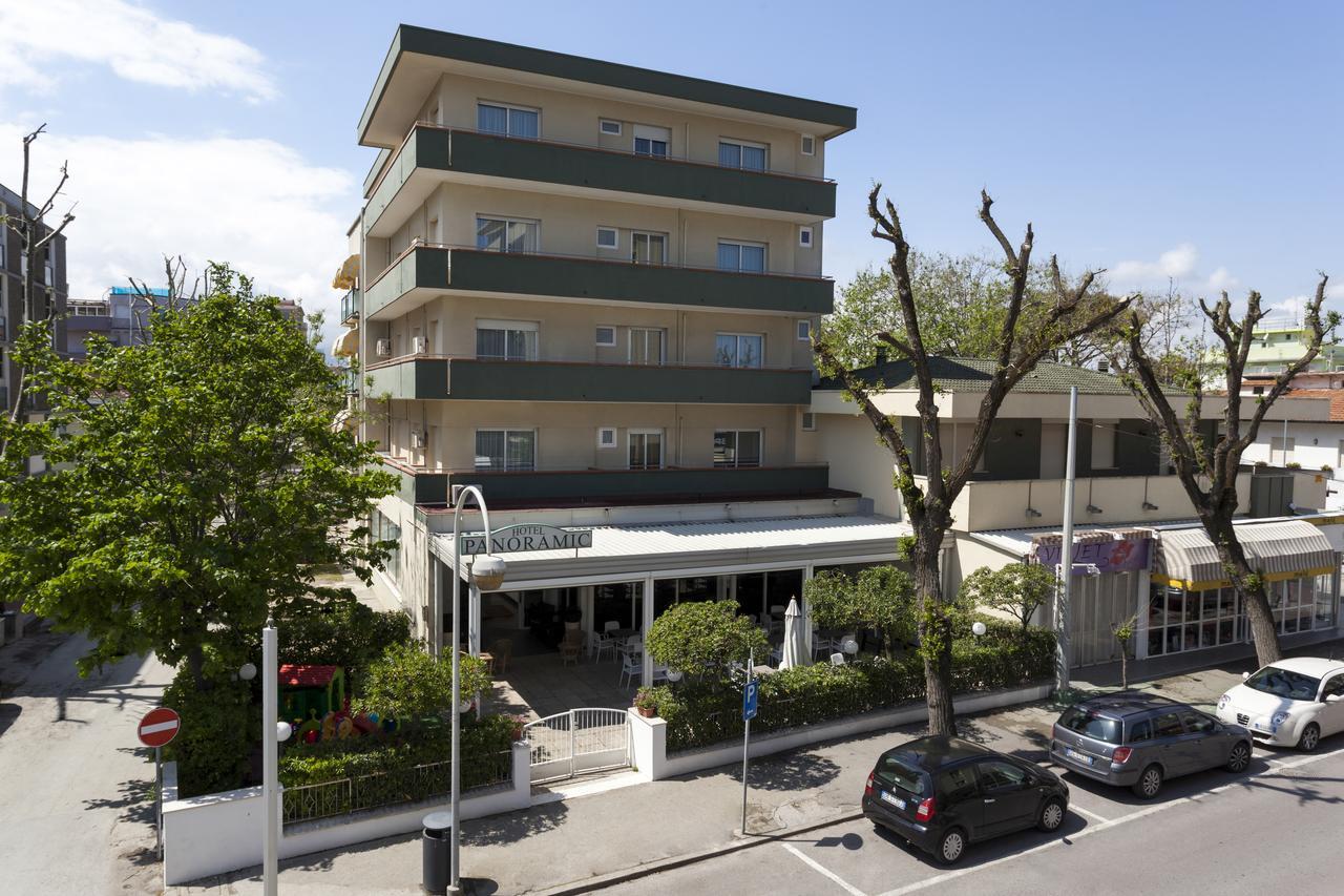 Hotel Panoramic Riccione Bagian luar foto
